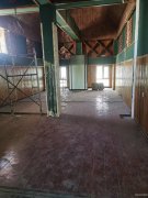 C8350位于昌吉市江南小镇西院临街三层空门面转让