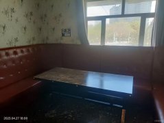 C8353位于阜康市中医院附近经营中240平餐吧低价急转