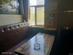 C8353位于阜康市中医院附近经营中240平餐吧低价急转