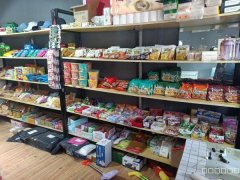 C8374位于奇台县四中附近临街60平店面转让