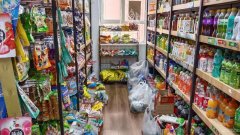 C8378西域家园大门口临街75平自选便利店转让