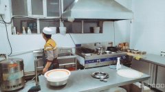 （成功案例）C8397三道坝碱泉子工业园140平餐厅转让