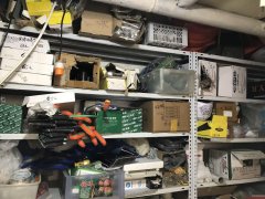 C8402临街建材店低转