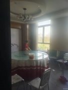 C8403店面转让 阜康市阜华景源东门驰圆餐厅