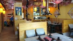 C8423（城南）特变世纪广场营业中精装修120平餐饮旺铺转