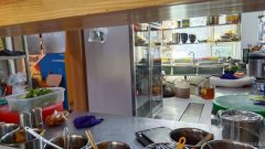 C8423（城南）特变世纪广场营业中精装修120平餐饮旺铺转