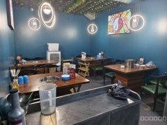 C8437位于乌鲁木齐云上天山客栈迎宾路辣美滋火锅店转让