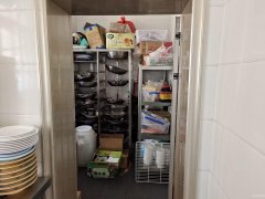 C8437位于乌鲁木齐云上天山客栈迎宾路辣美滋火锅店转让