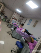 C8412位于昌吉市海棠小镇一期临街100平店面转让