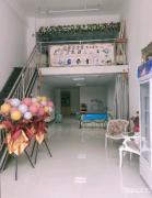 C8412位于昌吉市海棠小镇一期临街100平店面转让