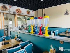 C8449乌市新市区德源逸品枫景门面烧烤店转让