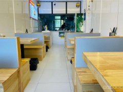 C8471粮校喀什东路附近米粉店转让