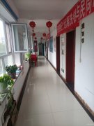 C8479位于阜康市天池街一建DBE珠宝楼上二楼门面出租