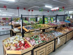 C8480位于奇台县天悦丽景小区大门口超市转让