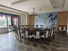 C8492位于乌鲁木齐市东站路万科生活广场疆悦味道餐饮店转让