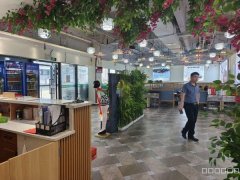 C8492位于乌鲁木齐市东站路万科生活广场疆悦味道餐饮店转让