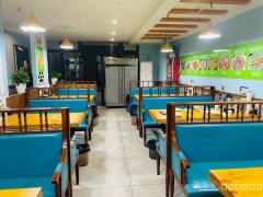 C8491位于乌市西山九鼎300平烧烤店转让