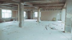 C8499米东区振兴南路114中学对面旺铺出租