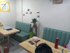 C8501位于昌吉市滨河北路郁金香小镇临街43平店面转让