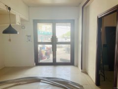 C8533位于米东区临街90平门面出租