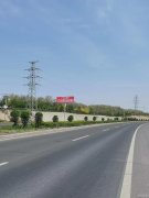 C8431高立柱广告牌出租