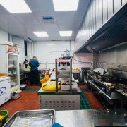 （成功案例）C8555海鸿国际2期148平美食街餐厅转让