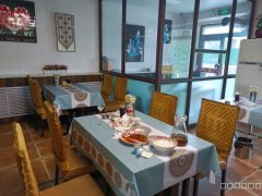 （成功案例）C8557位于昌吉市乌伊东路新气象市场附近临街店