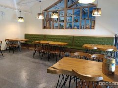 C8559位于昌吉市长宁南路吉祥花园东苑静苑巷临街店面转让