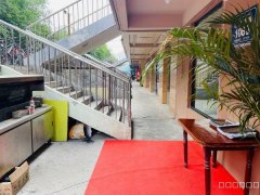 （成功案例）C8593米东区客运站对面147平快餐店转让