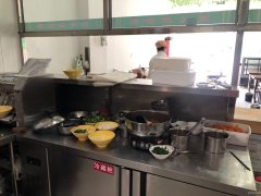 C8598店面转让 位于昌吉市红旗东路海棠小镇三期