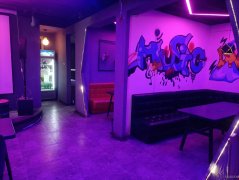 C8609位于昌吉市长宁南路富友国际西门临街160平店面转让