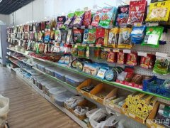 C8629位于五家渠市国际蓝湾西门内100平店面转让