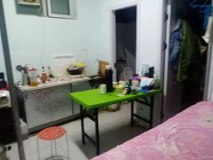 C8637世界冠郡2期77平水果店低价转让