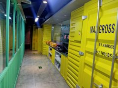 C8640长宁南路与吐鲁番东路交叉口新装修好的临街火锅店转让