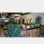 C8674阜康市滨河新居南门240平原始大烧烤店转让