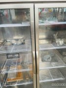 C8679昌吉长宁路宁都酒店旁30平快餐店转让