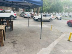 C8679昌吉长宁路宁都酒店旁30平快餐店转让