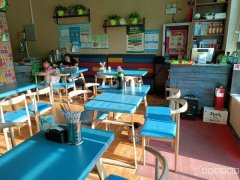 C8688位于昌吉市长宁南路特变森林花园小区临街65平店面转