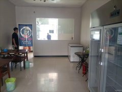 C8719位于奇台县南门附近临街58平店面转让