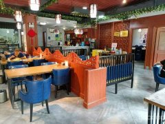 C8740位于奇台县当代名筑一期临街300平店面转让