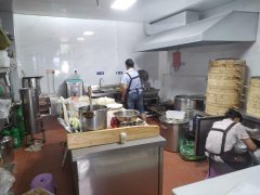 C8766河马泉新区大型小区90平餐厅