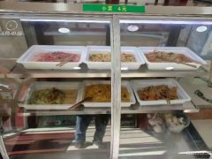 C8118位于阜康市元森国际东门附近临街店面转让