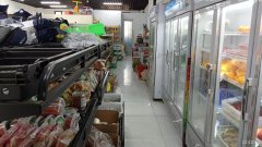 C8789昌吉市青年南路华中美地大型小区门口临街