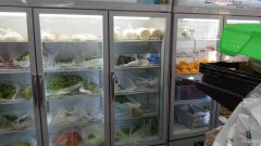 C8789昌吉市青年南路华中美地大型小区门口临街