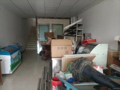 C8792位于奇台县城南市场临街137平门面出租
