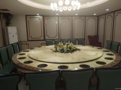 C8795华都美食街2楼300平餐厅转让