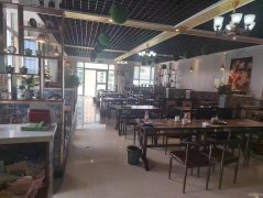 C8800位于吉木萨尔县北环路北地村小区东门临街店面转让