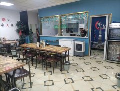 C8698位于昌吉市长宁南路特变森林花园临街78平店面转让