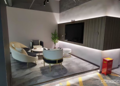 C8871位于昌吉市青年南路首爱主题宾馆负一楼店面转让