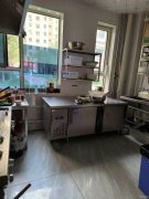 C8880南公园西路特变世纪广场临街门面转让